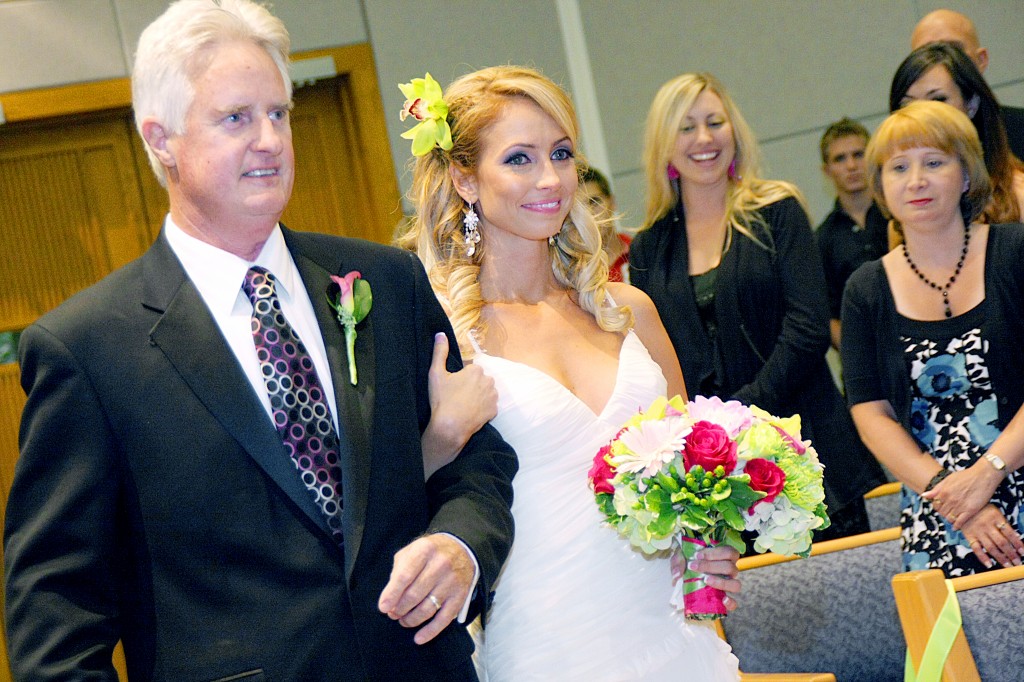 Seeing my groom for the first time Seeing my groom for the first time