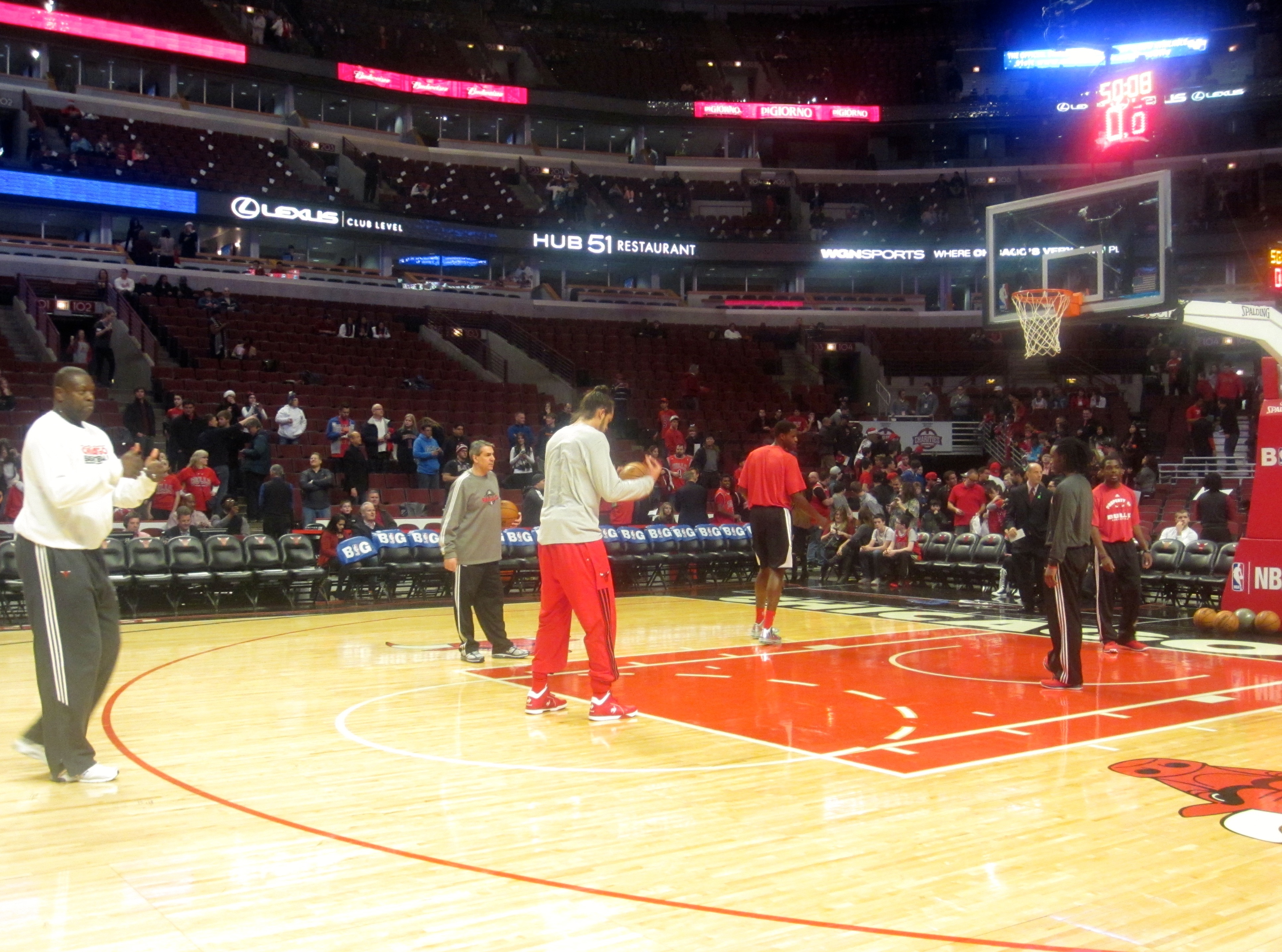 chicago bulls warming up